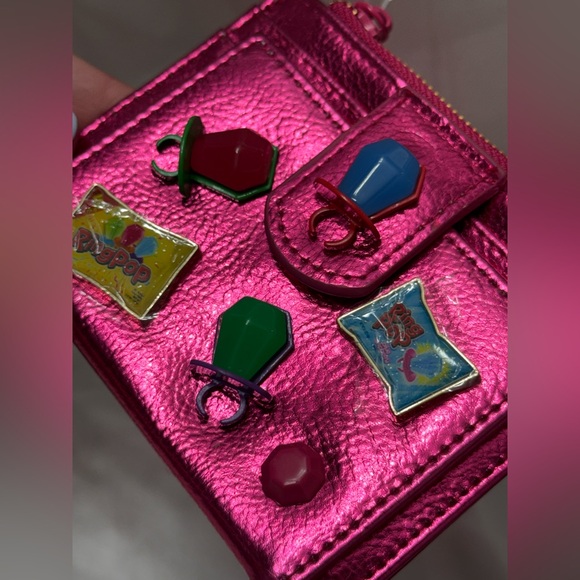 NWT Betsey Johnson x Ring Pop Limited Edition Fuschia Candy wallet - Picture 5 of 7